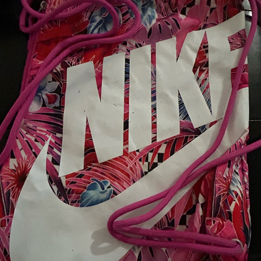 Nike floral Drawstring Bag - Pink and White